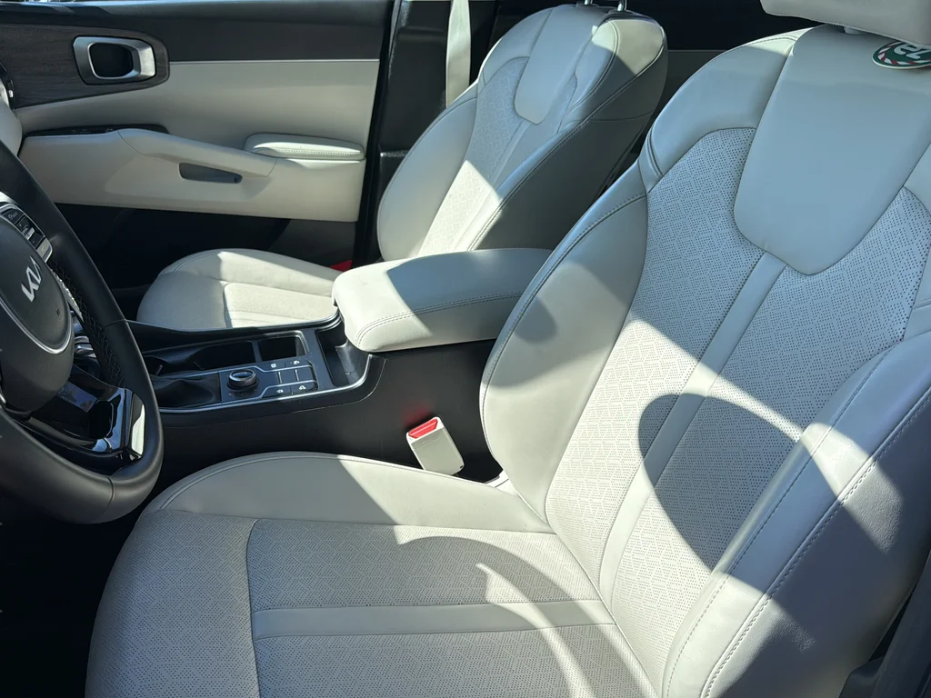 Certified Used 2023 Green Kia X-Line S image 16
