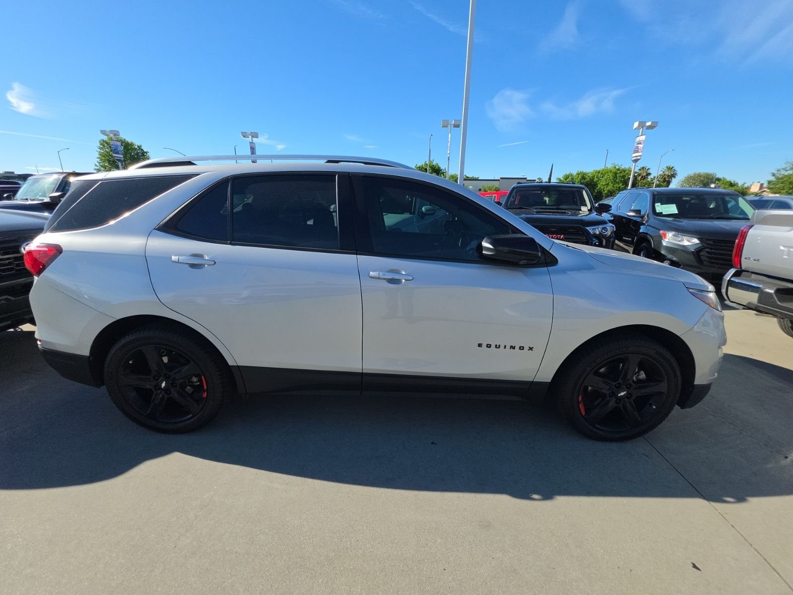 2020 Chevrolet Equinox Premier photo 4