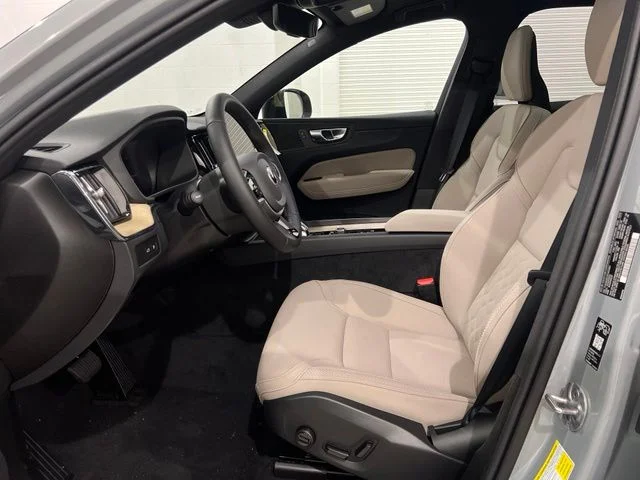 New 2026 Vapour Grey Volvo Plus image 8