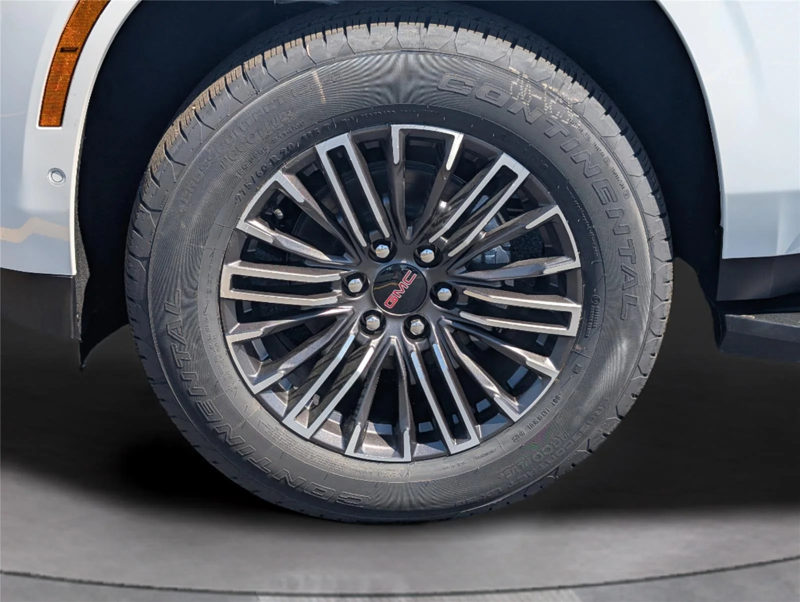 New 2026 Summit White GMC Elevation image 9