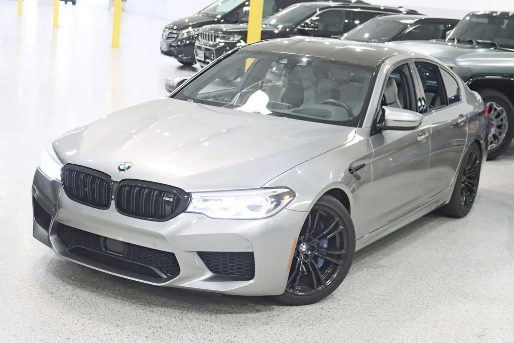 Used 2019 Gray BMW  image 5