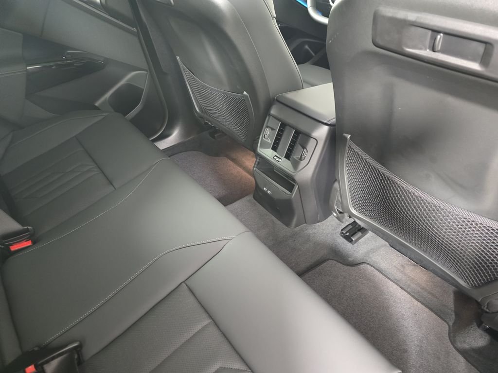 New 2026 Black Sapphire Metallic BMW 30 xDrive image 10