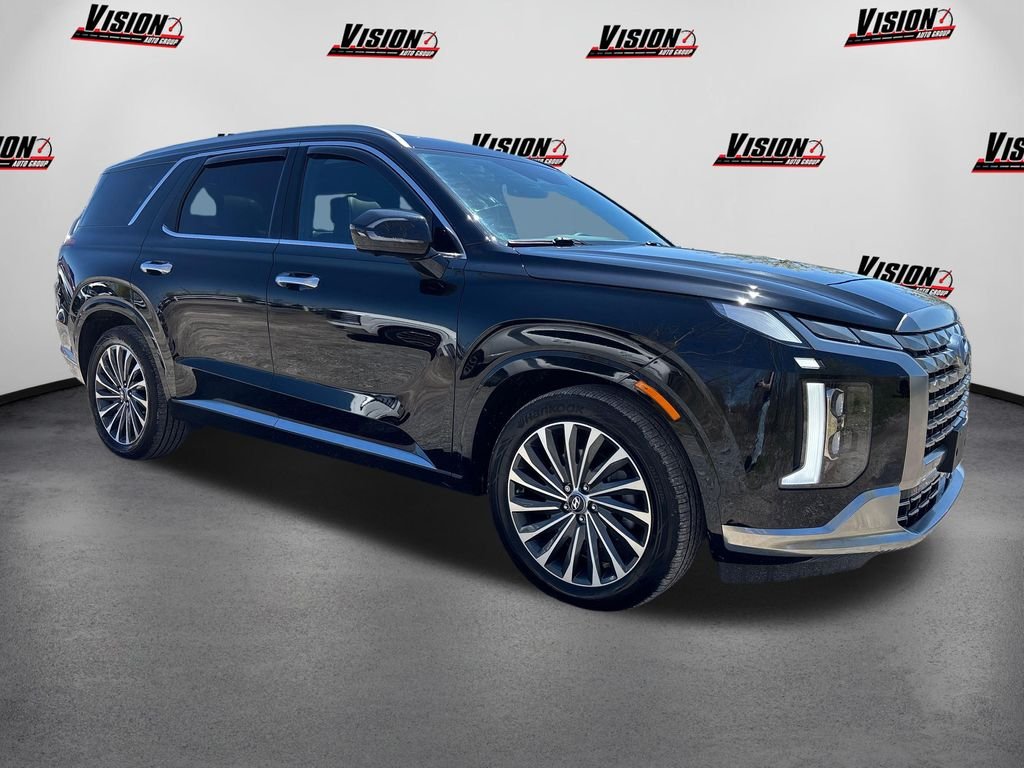 Used 2025 Black Hyundai Calligraphy image 3