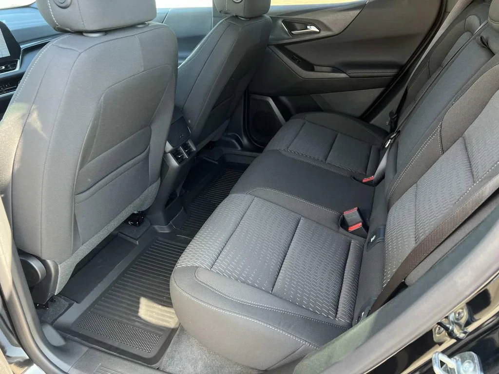 2026 Chevrolet Equinox LT - Photo 9