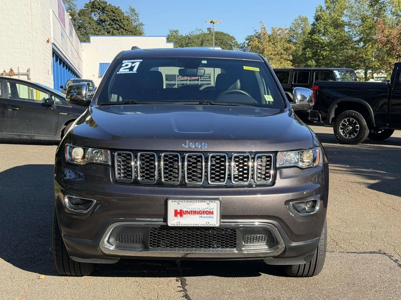 Used 2021 Granite Crystal Metallic Clearcoat Jeep Limited 4x4 image 9