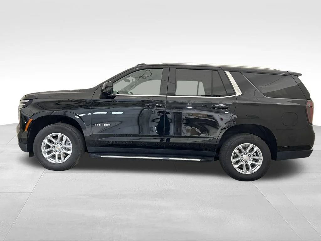 Used 2025 Black Chevrolet LT image 2
