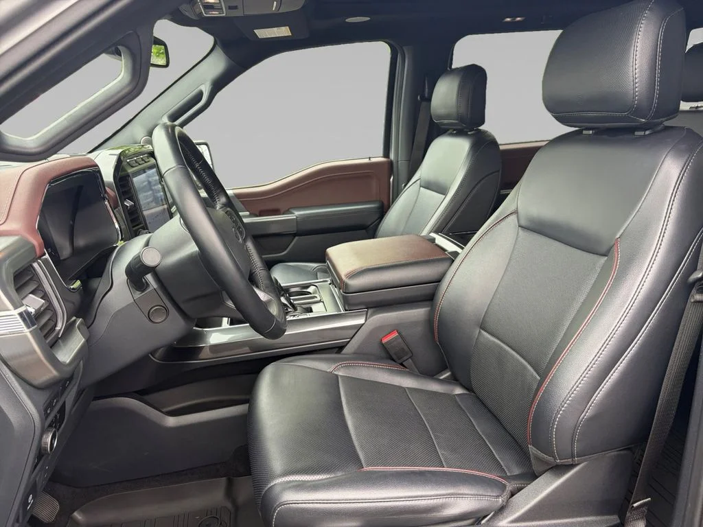 Used 2023 Silver Ford Lariat image 10