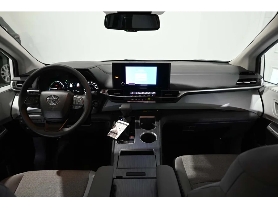 New 2026 WHITE Toyota LE Mobility Handicap Van image 23