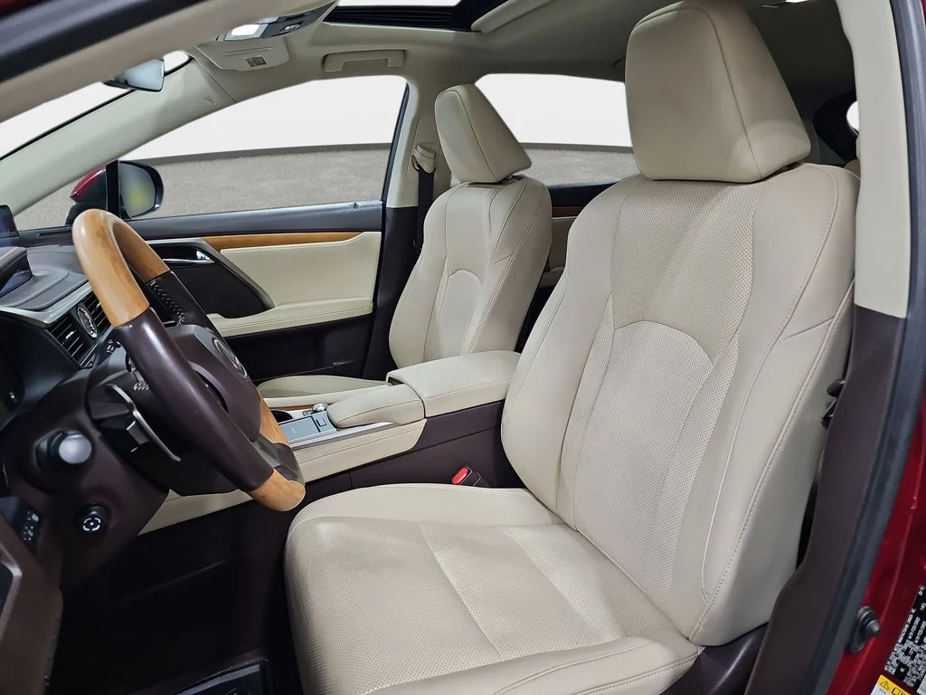 Used 2020 Red Lexus 350 image 17