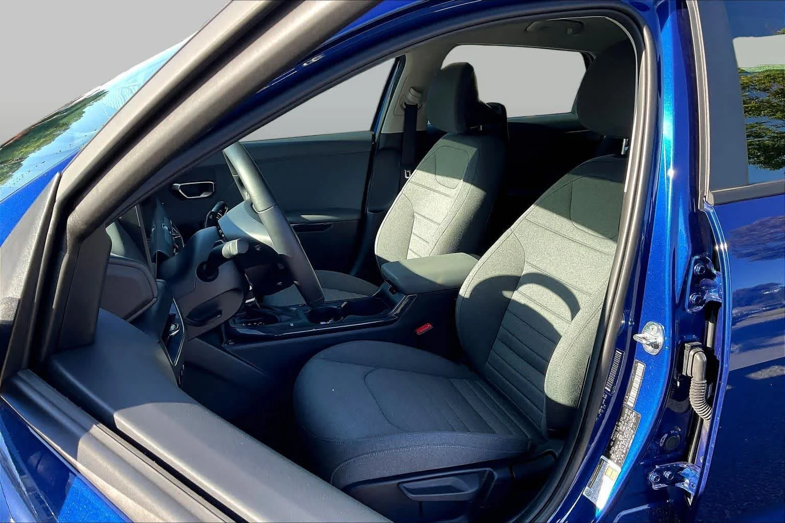 Used 2025 Deep Sea Blue Kia EX image 8