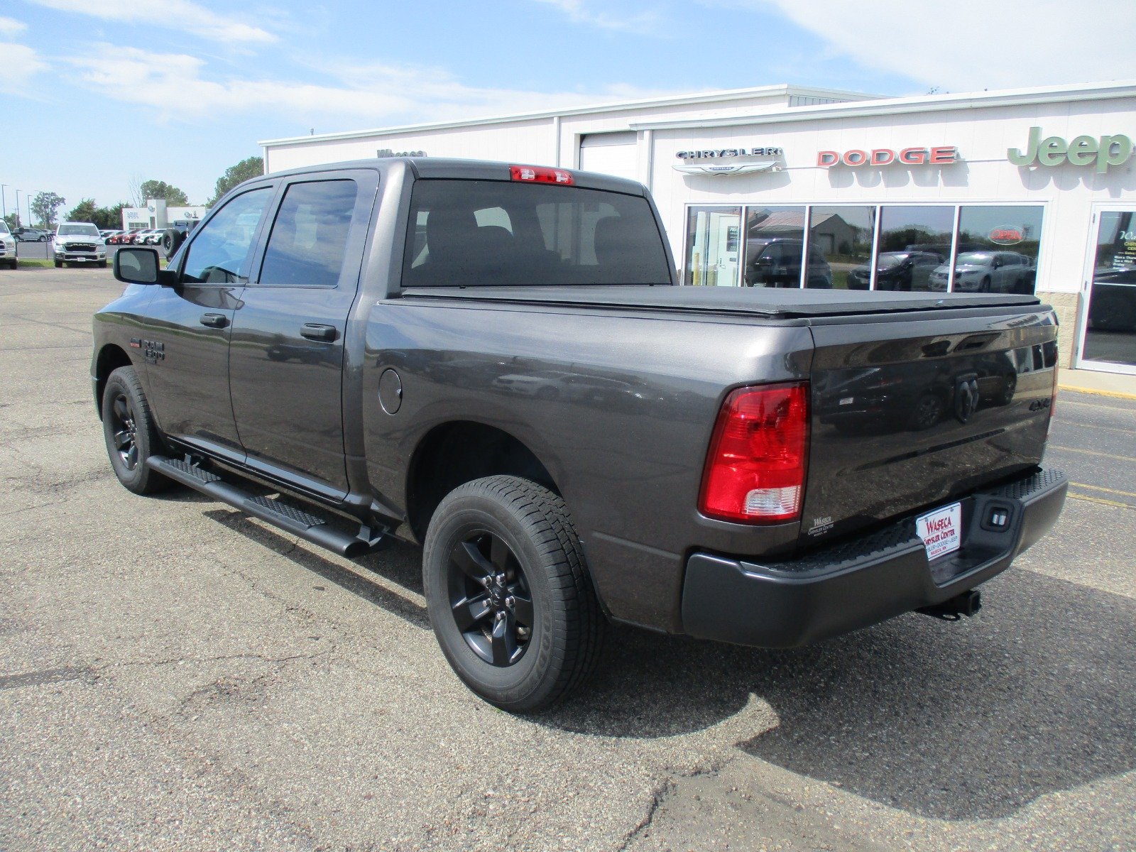 Used 2023 GRANITE Ram Tradesman image 4