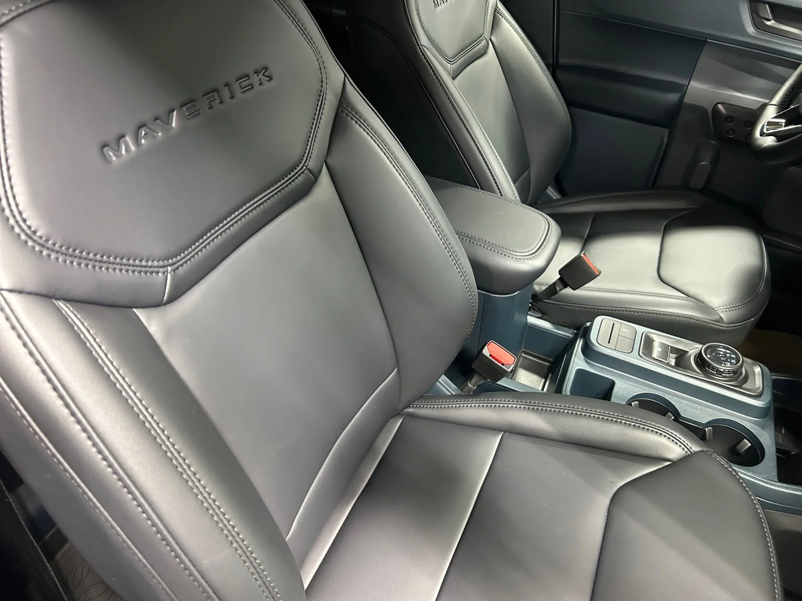 New 2026 Space White Metallic Ford Lariat image 11