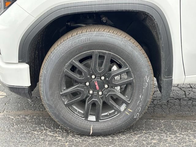 New 2026 Summit White GMC Elevation image 14
