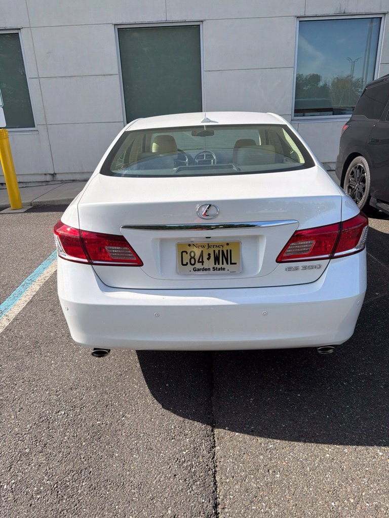 Used 2011 Starfire Pearl Lexus 350 image 7