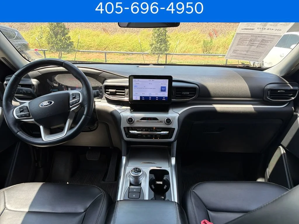 Pre-Owned 2022 Ford Explorer XLT