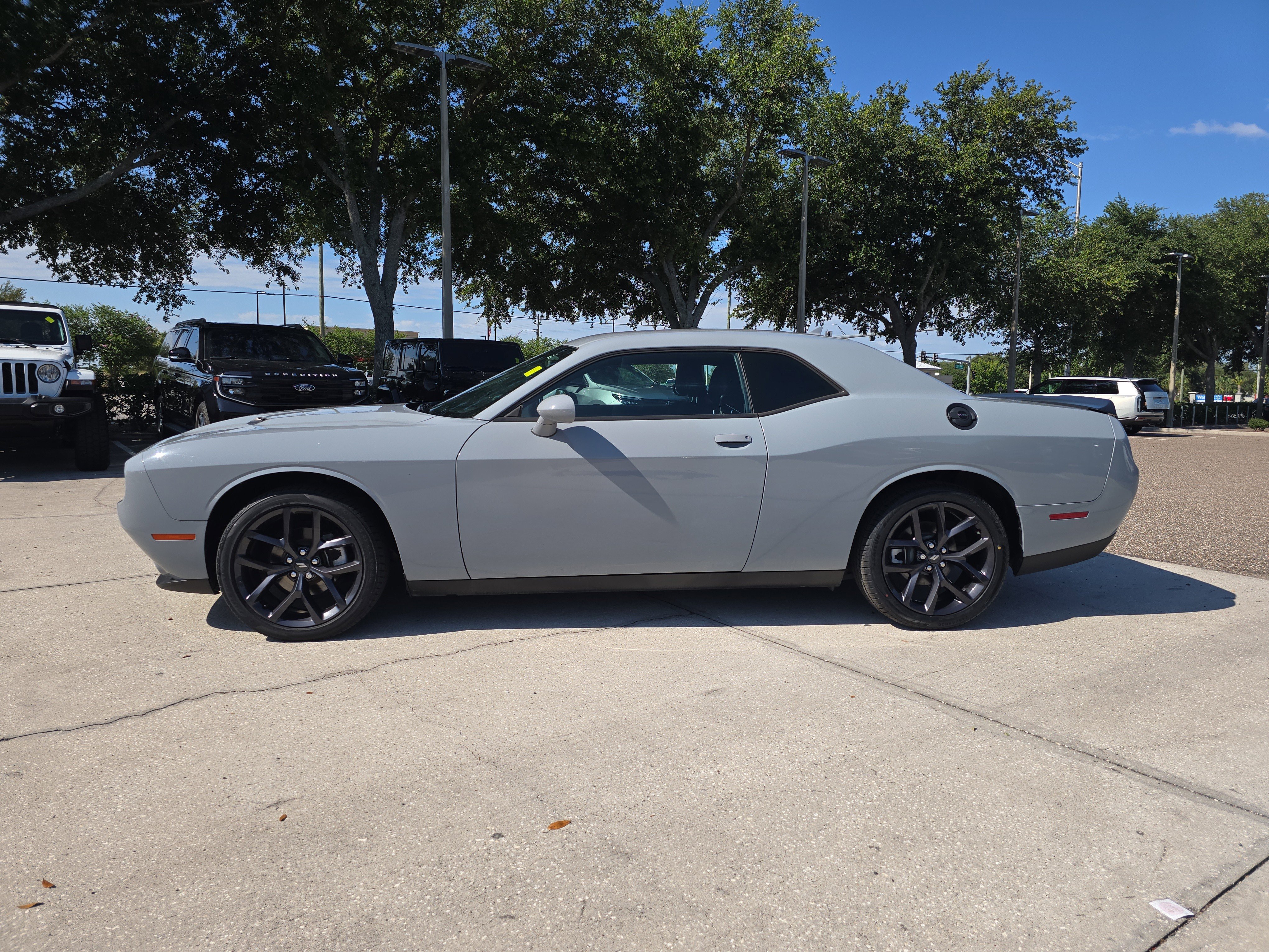 Used 2021 Smoke Show Dodge SXT image 5