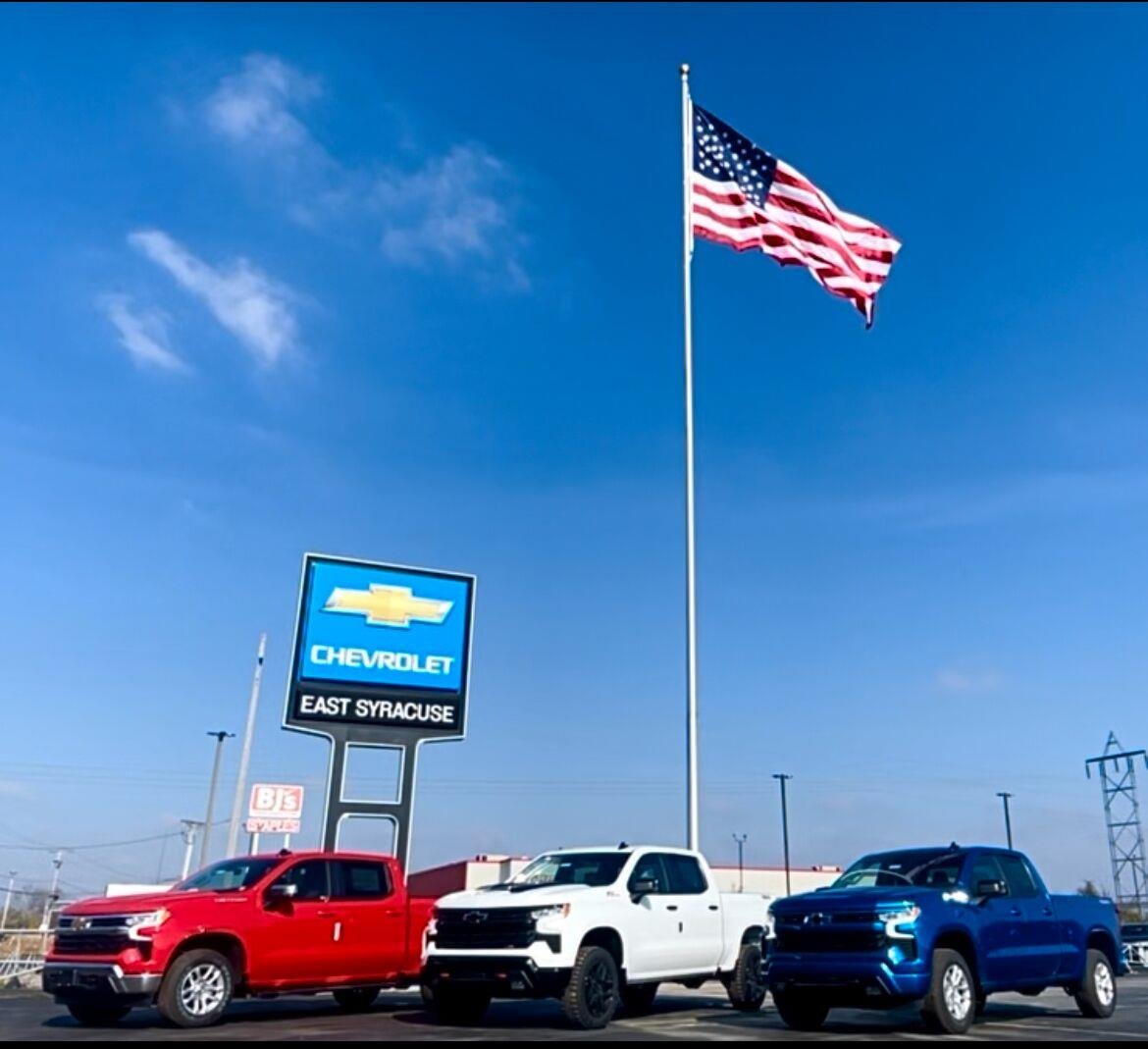 Used 2020 Iridescent Pearl Tricoat Chevrolet Premier image 21