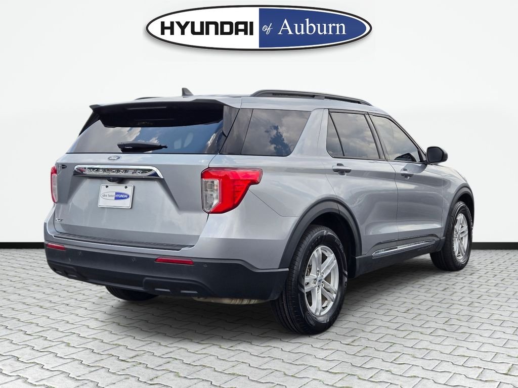 Used 2023 Silver Ford XLT image 5