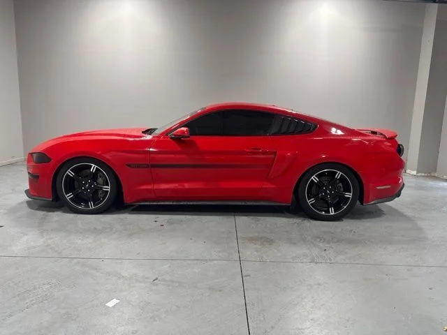 Used 2019 Red Ford GT Premium image 10