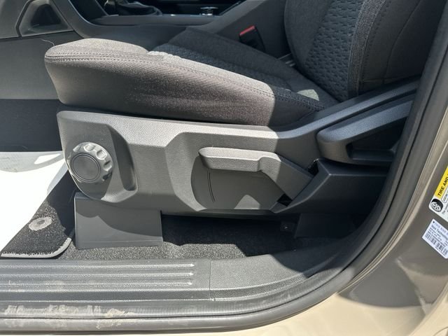 New 2026 Marsh Gray Ford XLT image 16