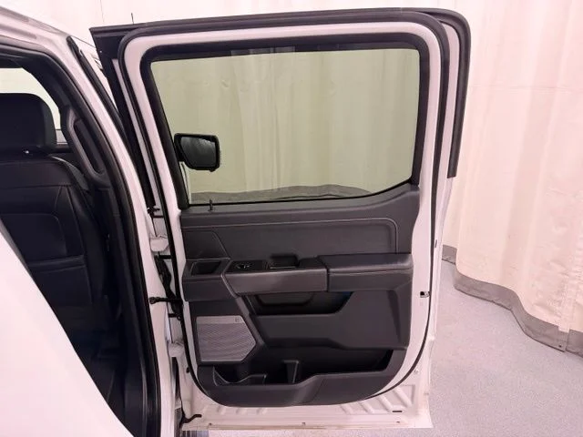 Used 2024 White Ford Lariat image 18