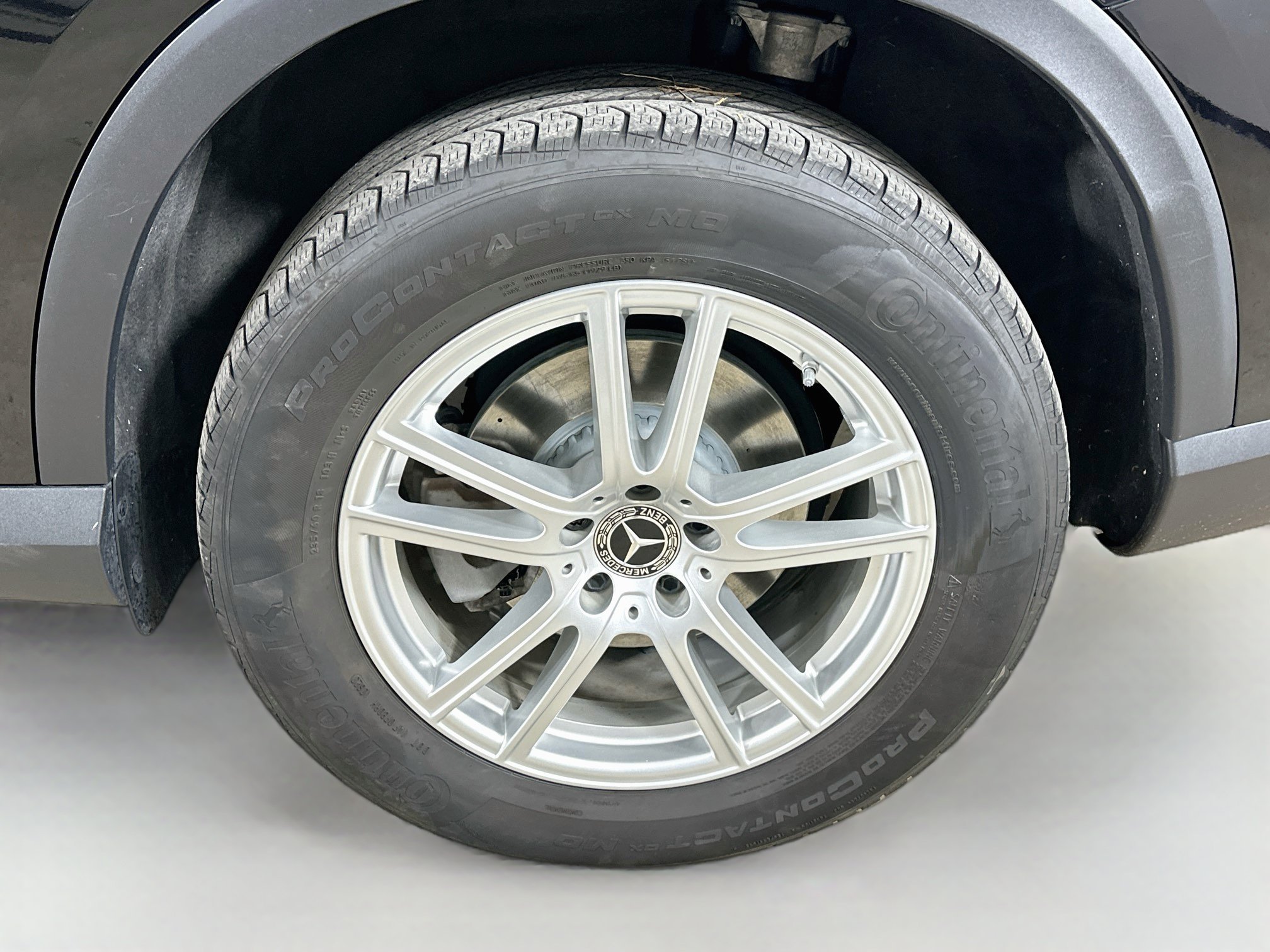 Used 2023 Black Mercedes-Benz GLC 300 image 36