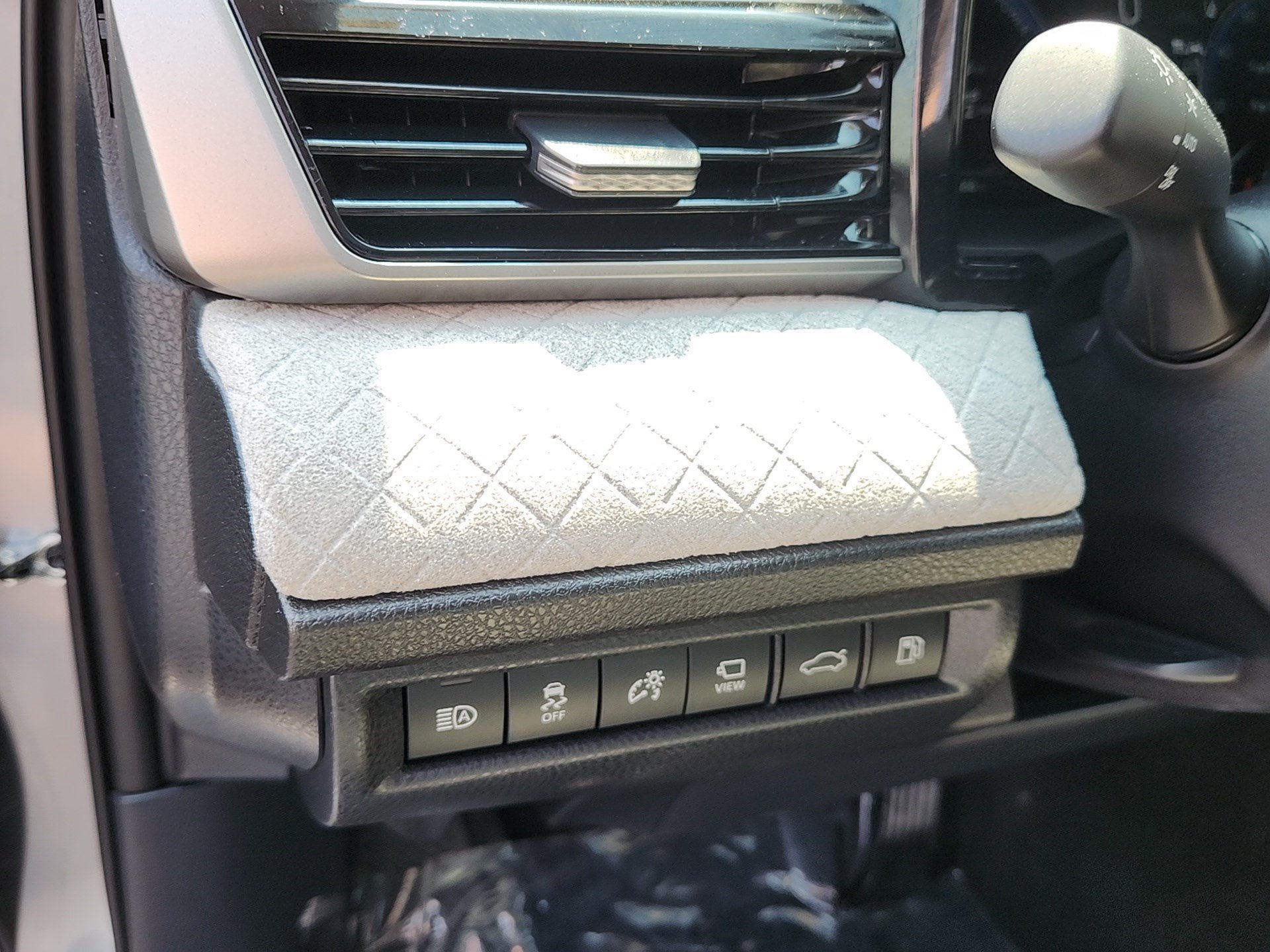 Certified Used 2025 Heavy Metal Toyota XLE image 12
