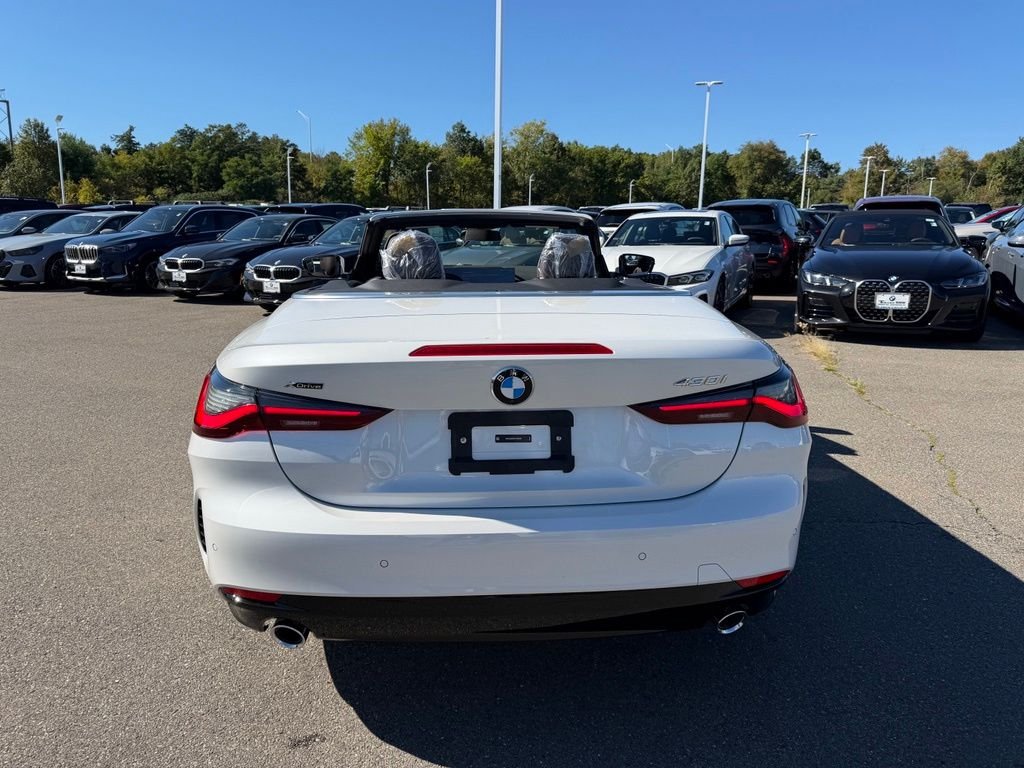 New 2027 Mineral White Metallic BMW 430i xDrive image 4