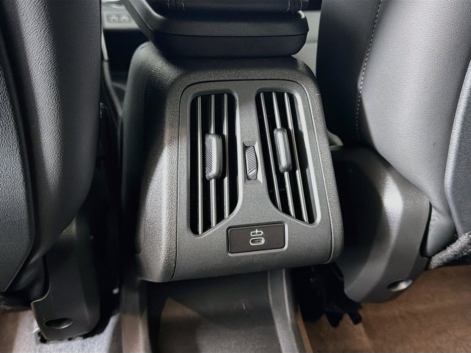 New 2027 Black Sapphire Metallic BMW xDrive28i image 27