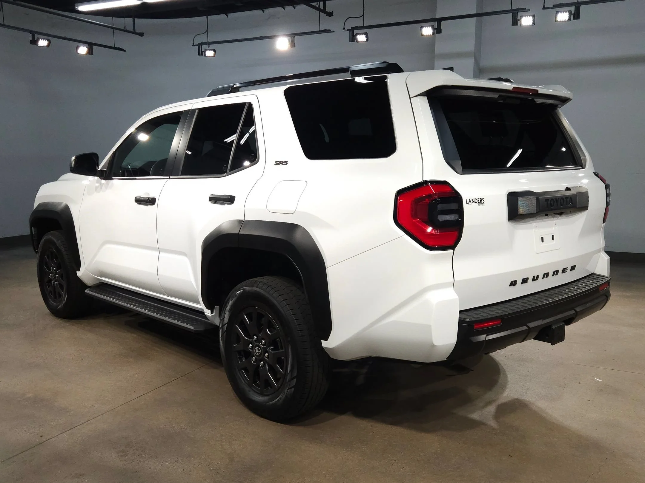 Certified Used 2025 Ice Cap Toyota SR5 image 5