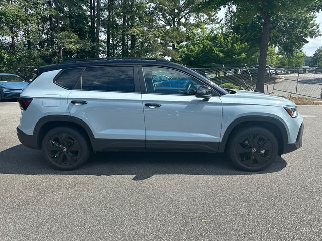 New 2026 Gray Volkswagen 1.5T SE Black image 4