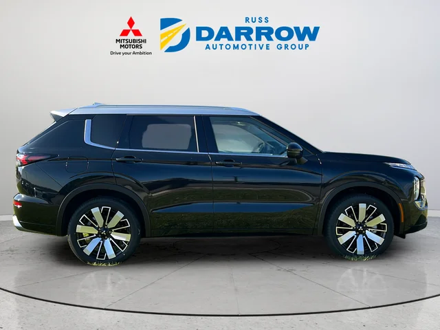 Used 2025 Black Mitsubishi Platinum Edition image 6