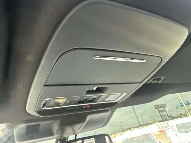 Used 2025 Red Ford Lariat image 27
