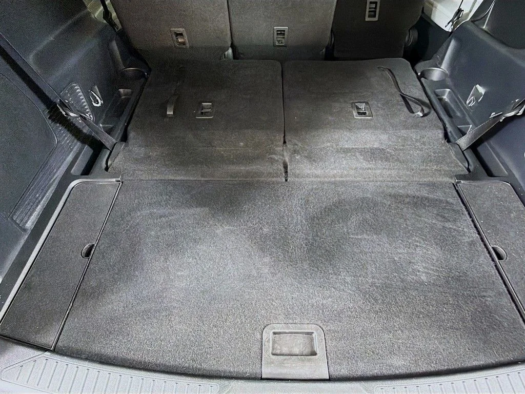 Used 2023 Blue Metallic Ford XLT image 19