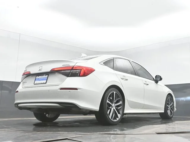 Certified Used 2024 Platinum White Pearl Honda 1.5T 4D TOURING image 47