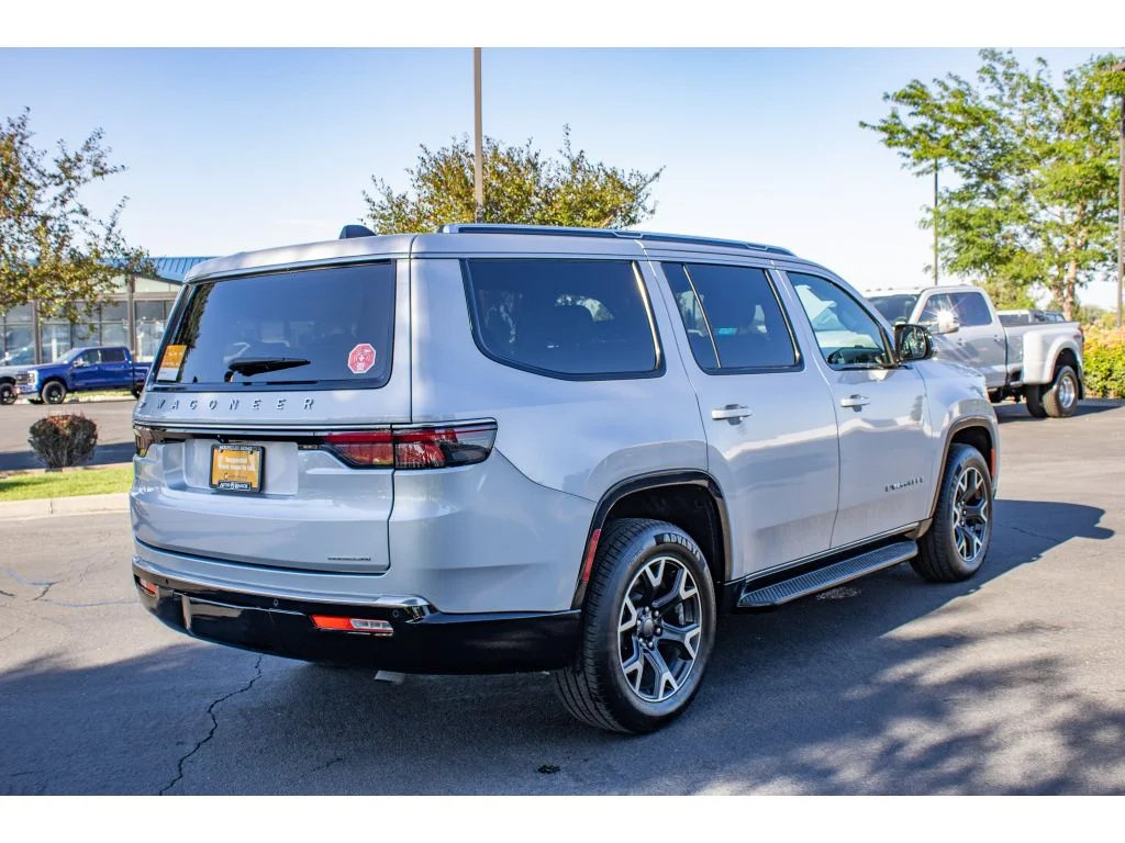 Used 2024 Silver Zynith Jeep Series III image 8