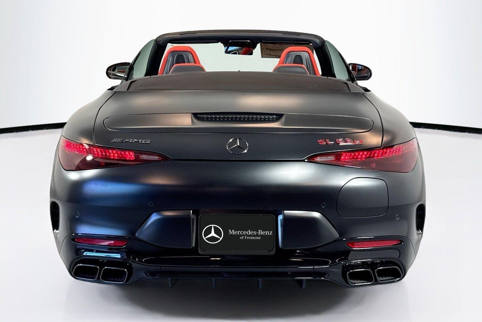 New 2026 Manufaktur Night Black Magno Mercedes-Benz AMG® SL 63 S E Performance image 6