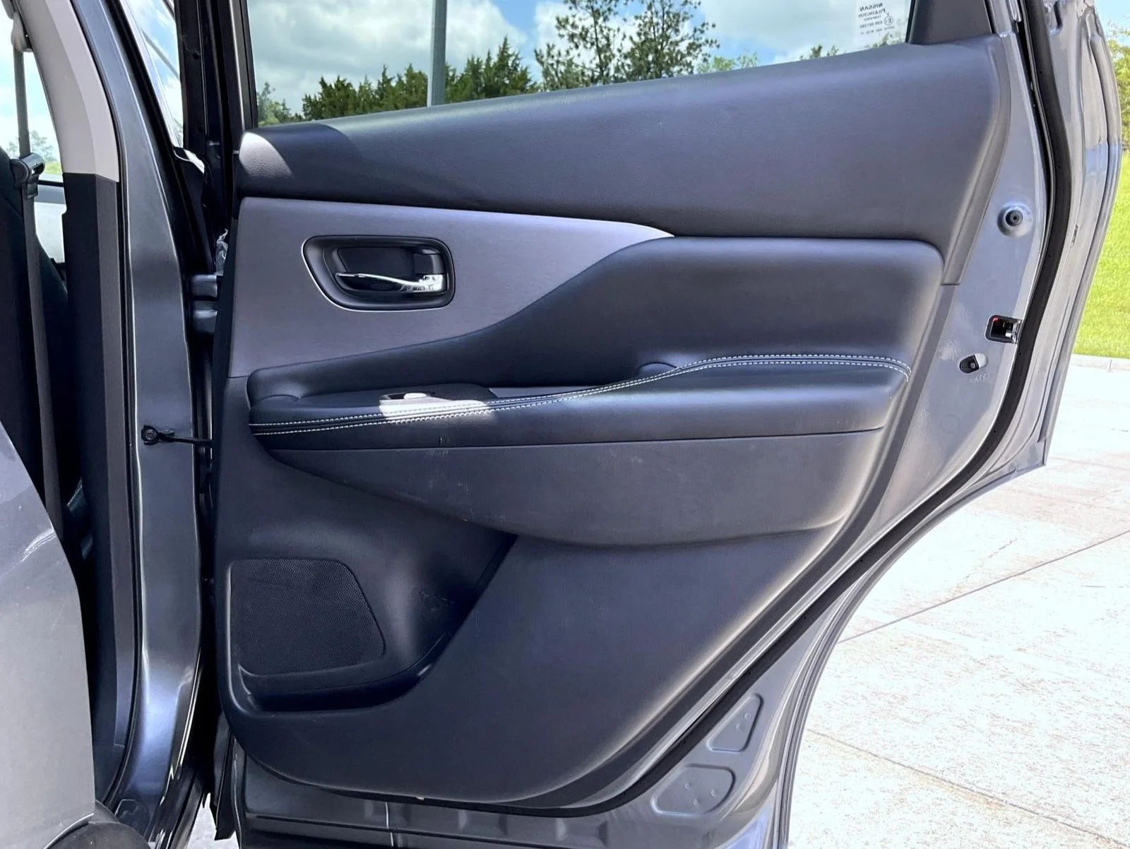 Used 2020 Gray Nissan SV image 18