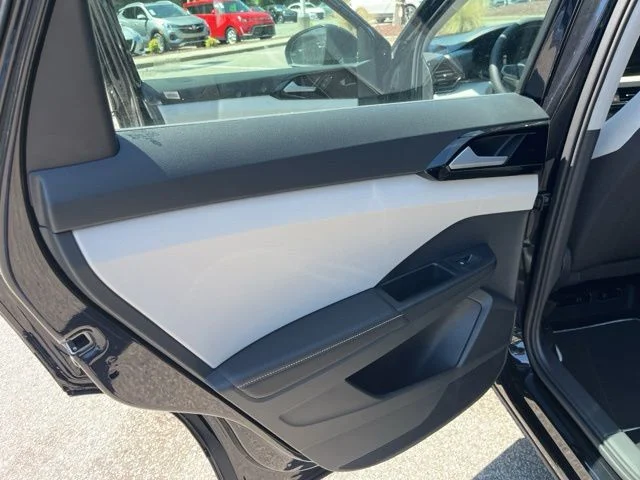 New 2026 Black Volkswagen 1.5T S image 10