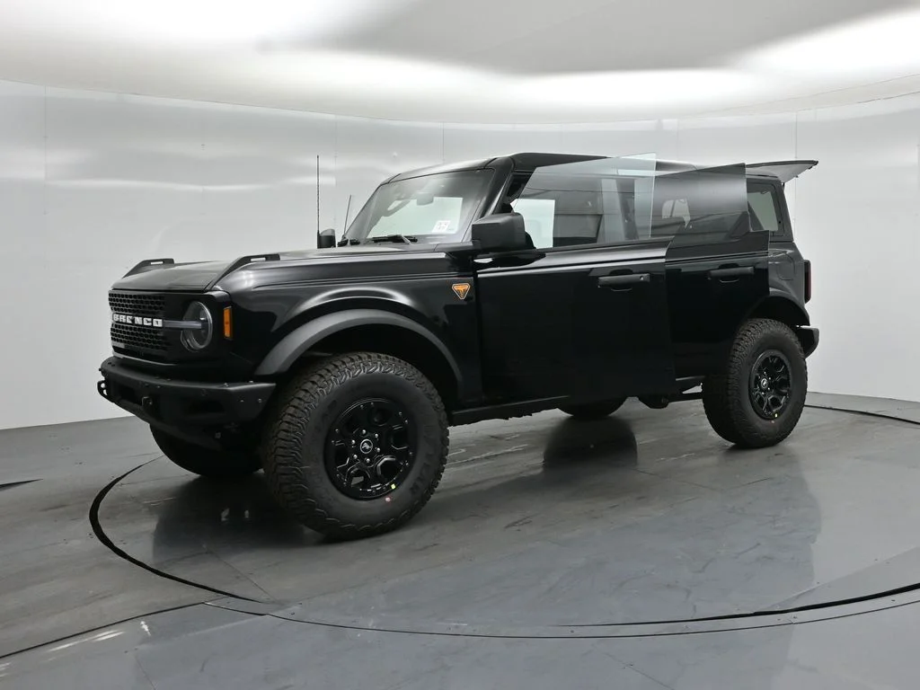 New 2026 Shadow Black Ford Badlands image 30