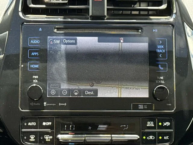 Used 2016 Gray Toyota Three image 19
