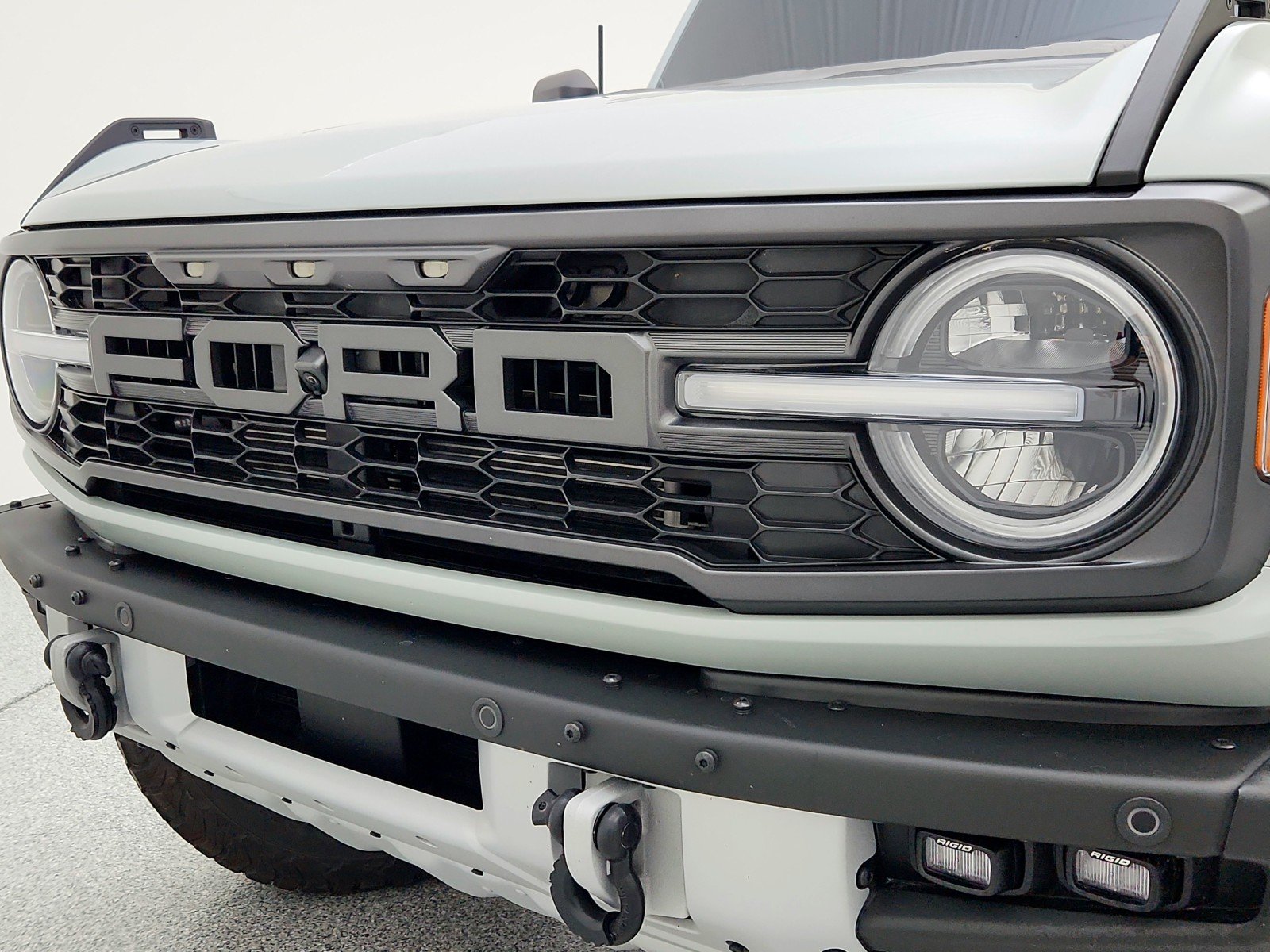 Used 2022 GRAY Ford Raptor image 32