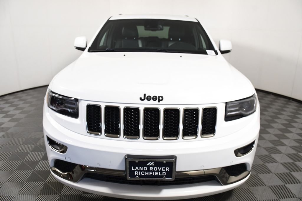 Used 2015 Bright White Clearcoat Jeep Overland image 10