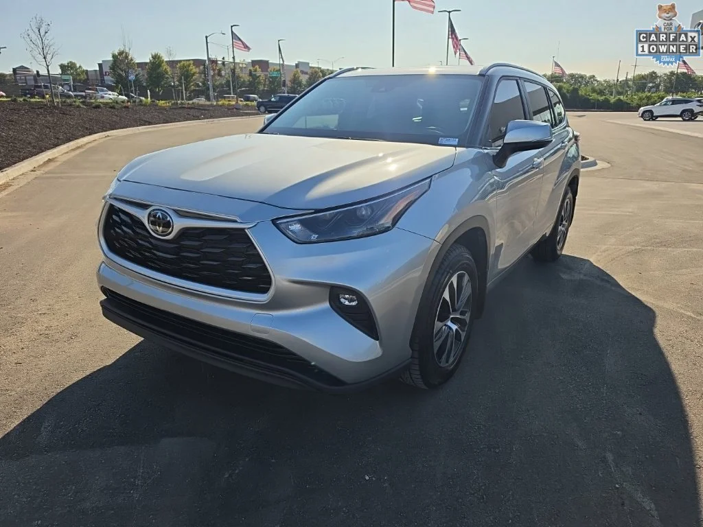 2025 Toyota Highlander XLE