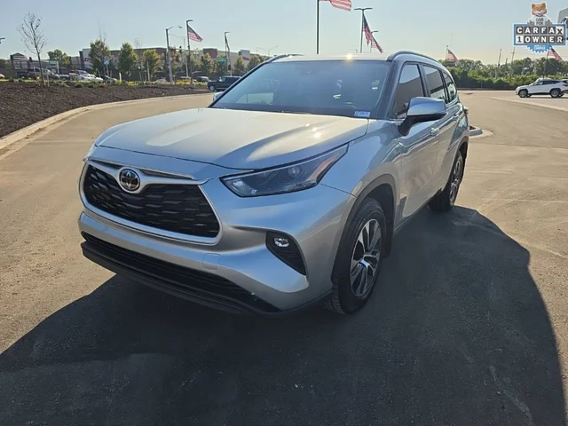 2025 Toyota Highlander XLE