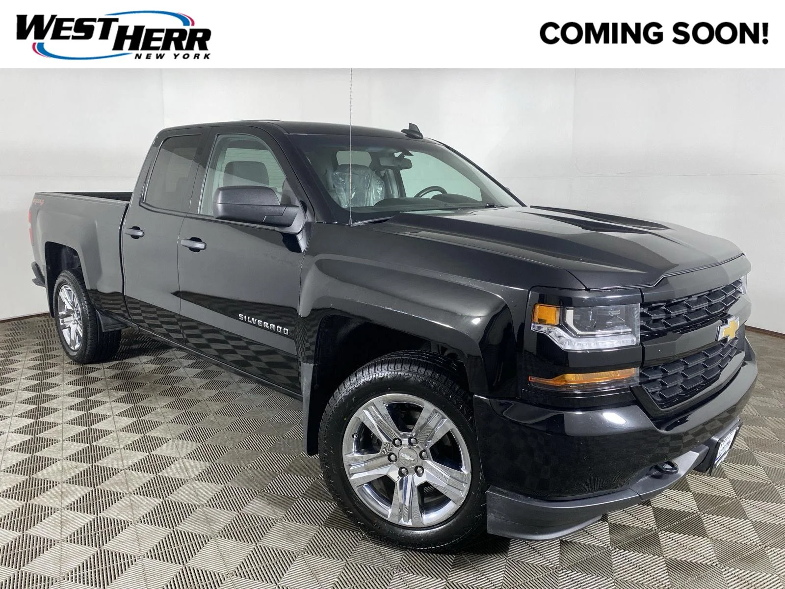 2017 Chevrolet Silverado 1500 Custom 4X4 Double Cab Std Box's photo