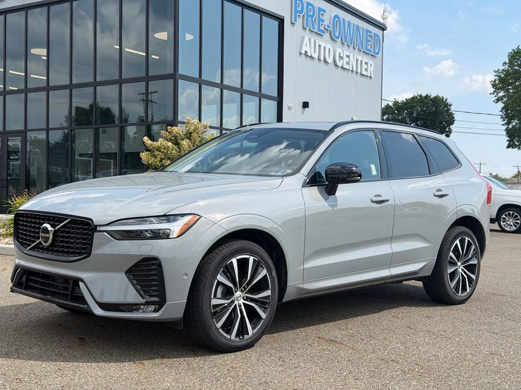 2024 Volvo XC60 Plus