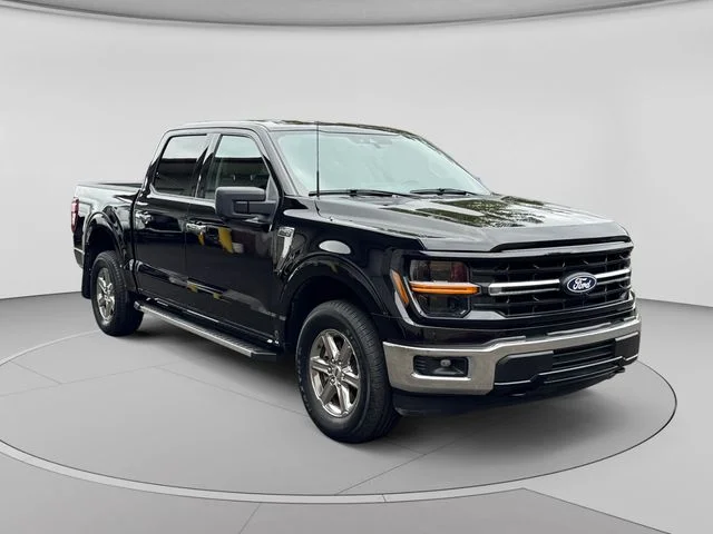 Used 2024 Agate Black Metallic Ford XLT image 7