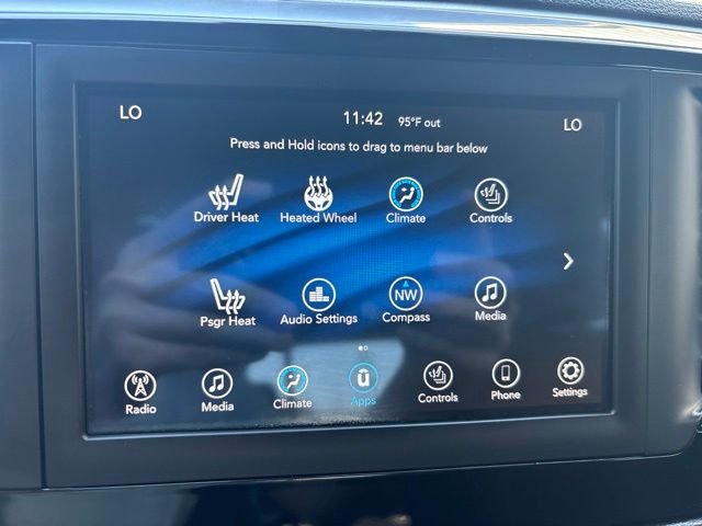 Used 2019 Bright White Clearcoat Chrysler Touring L image 24