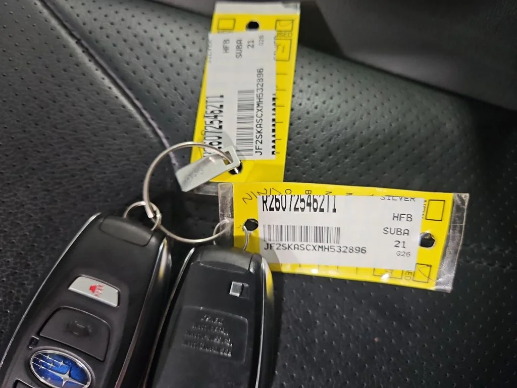 Used 2021 Silver Subaru Limited image 29